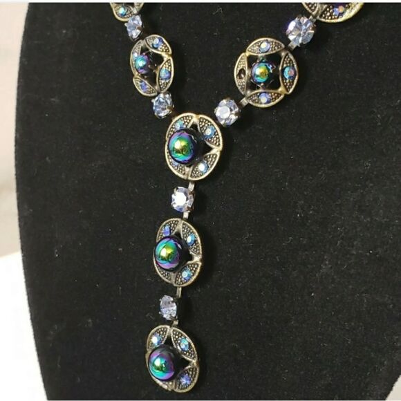 MERMAID FAUX PEARL & RHINESTONE STATEMENT NECKLACE - Picture 2 of 6